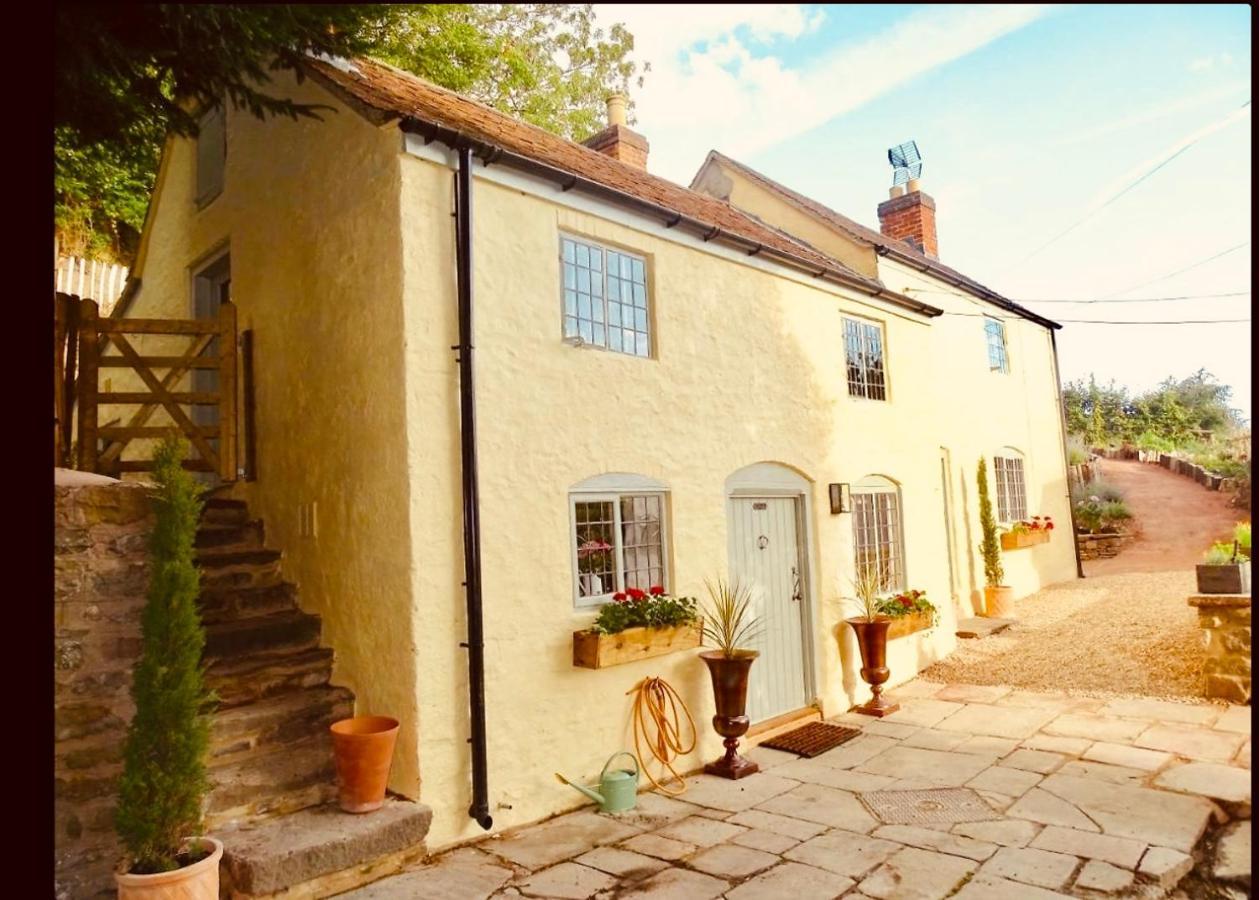 Old Mutlow Cottage Longhope Exterior photo