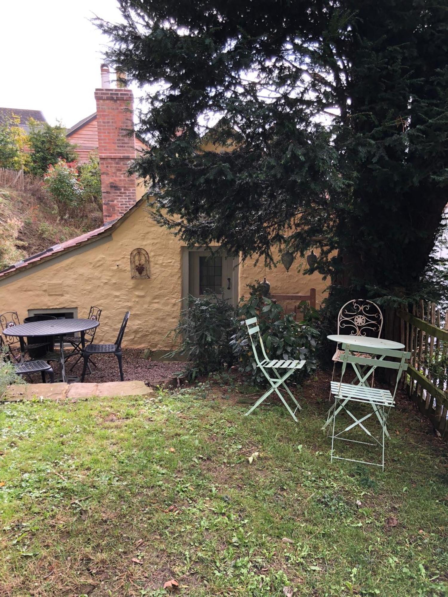 Old Mutlow Cottage Longhope Exterior photo